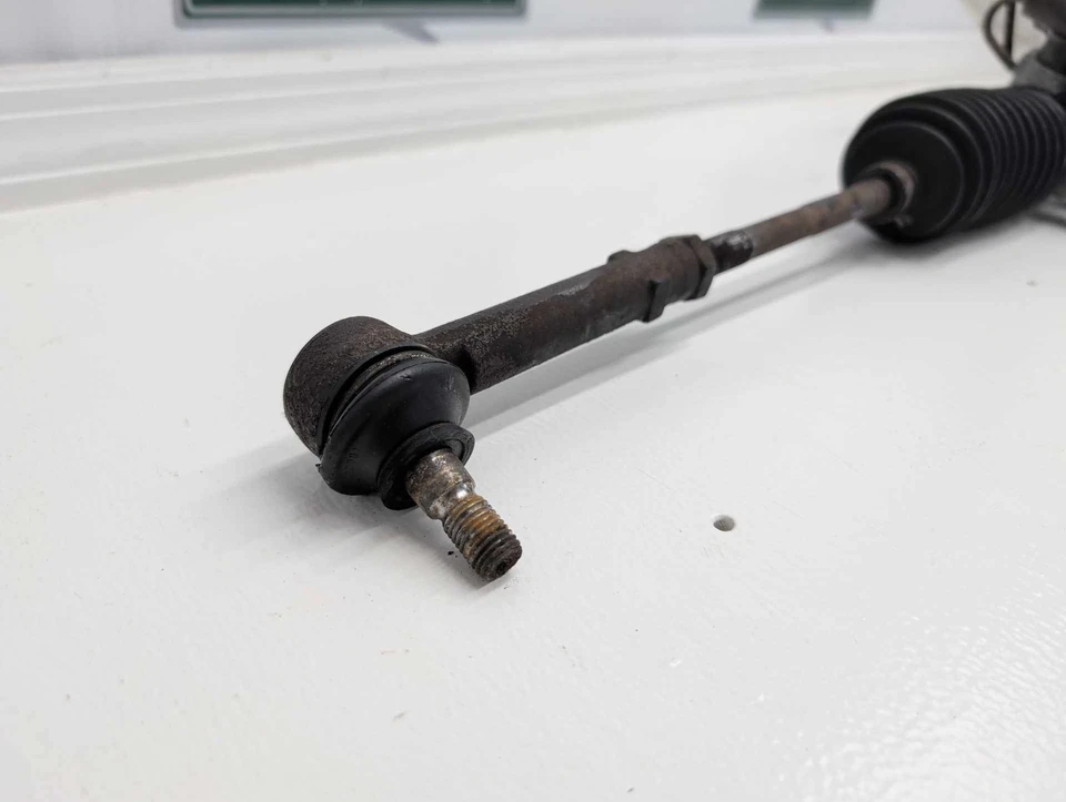 85 86 87 88 89 90 91 92 93 94 95 96 97 98 Saab 9000 Steering Gear (incl. Rack) - Image 2 of 4