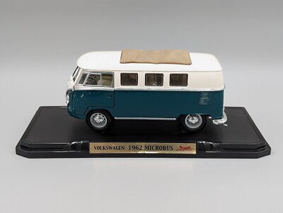 Road Signature Deluxe Cloth Top 1962 Volkswagen Microbus Green