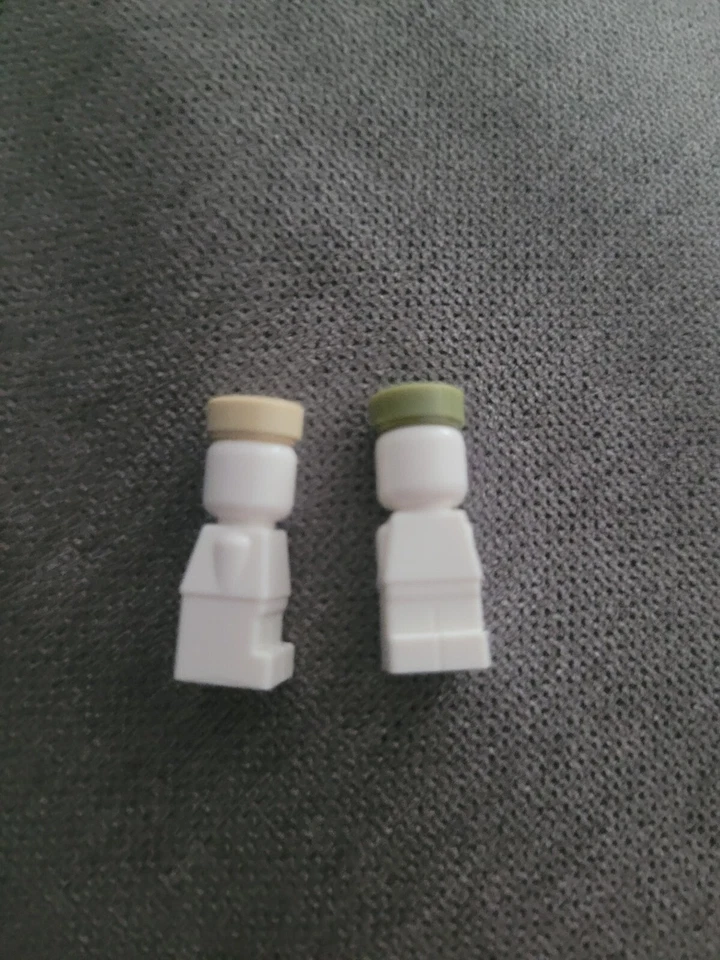 Lego Minifiguras Arquitecto Pin Único Chico con Sombrero (lote de 50) Foto 4 de 4