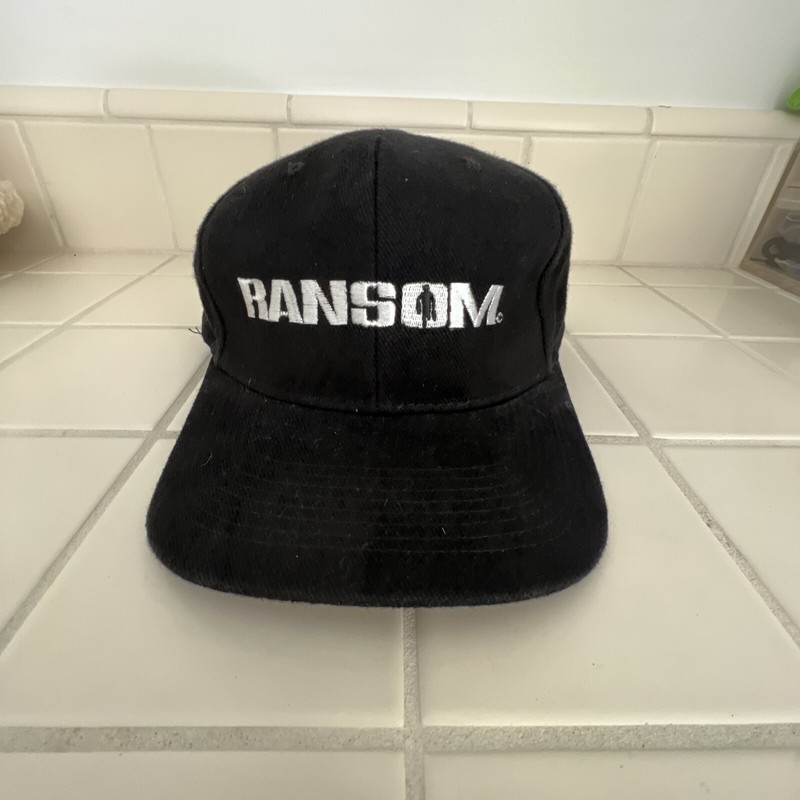 RANSOM 1996 Film Movie Production Crew Hat Ron Howard Mel Gibson Rene Russo