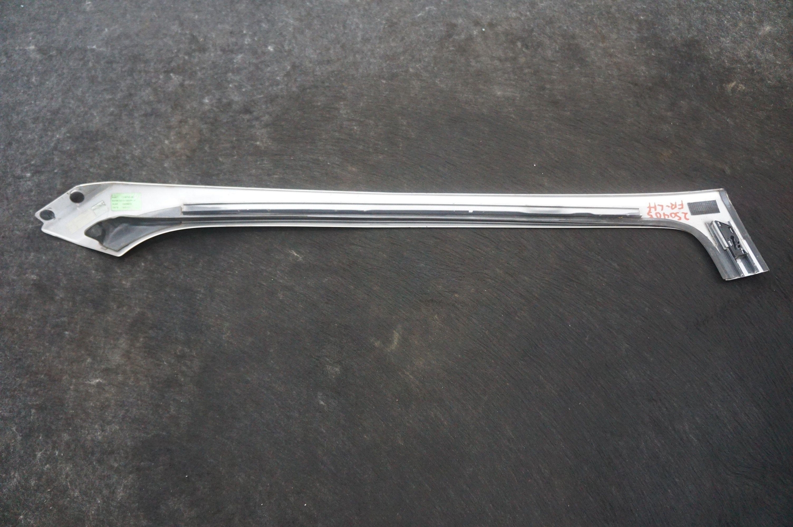 Left Drip Trim Water Cover 51137226085 Rolls Royce Ghost Series I 2009-14 *Note*