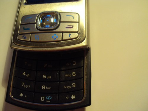 RETRO ORIGINAL SPARE 3G NOKIA N80 UNLOCKED TO ANY NETWORK 2g3g,4g sim - Picture 3 of 9