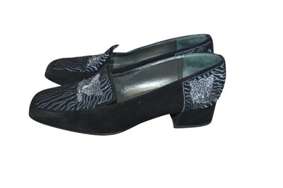 Vintage 90s Sandro Vicari Black Velvet Cheetah Embroidered Loafer Size 6.5