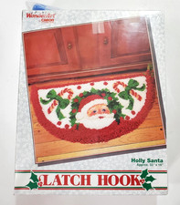 New WonderArt Holly Santa Latch Hook Kit 4577 Makes 33" x 16" Rug