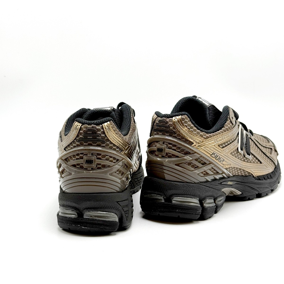 NEW* UNISEX New Balance 1906R Classics Running Shoe BRONZE