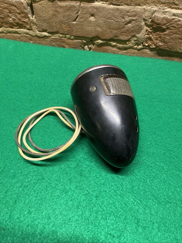 Conjunto de canastilla de luz trasera izquierda Ford 1937 original DUOLAMP nuevo en stock Foto 2 de 4