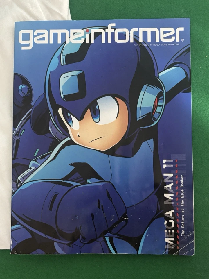Mega Man LOT Bundle 1 Retro T-Shirt Size Large & 1 Game Informer  issue #297 - Image 2 of 4