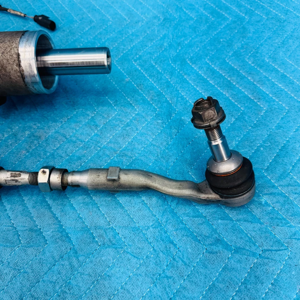 2012–2014 BMW 650i xDrive Steering Rack OEM 677777004 - Image 4 of 4