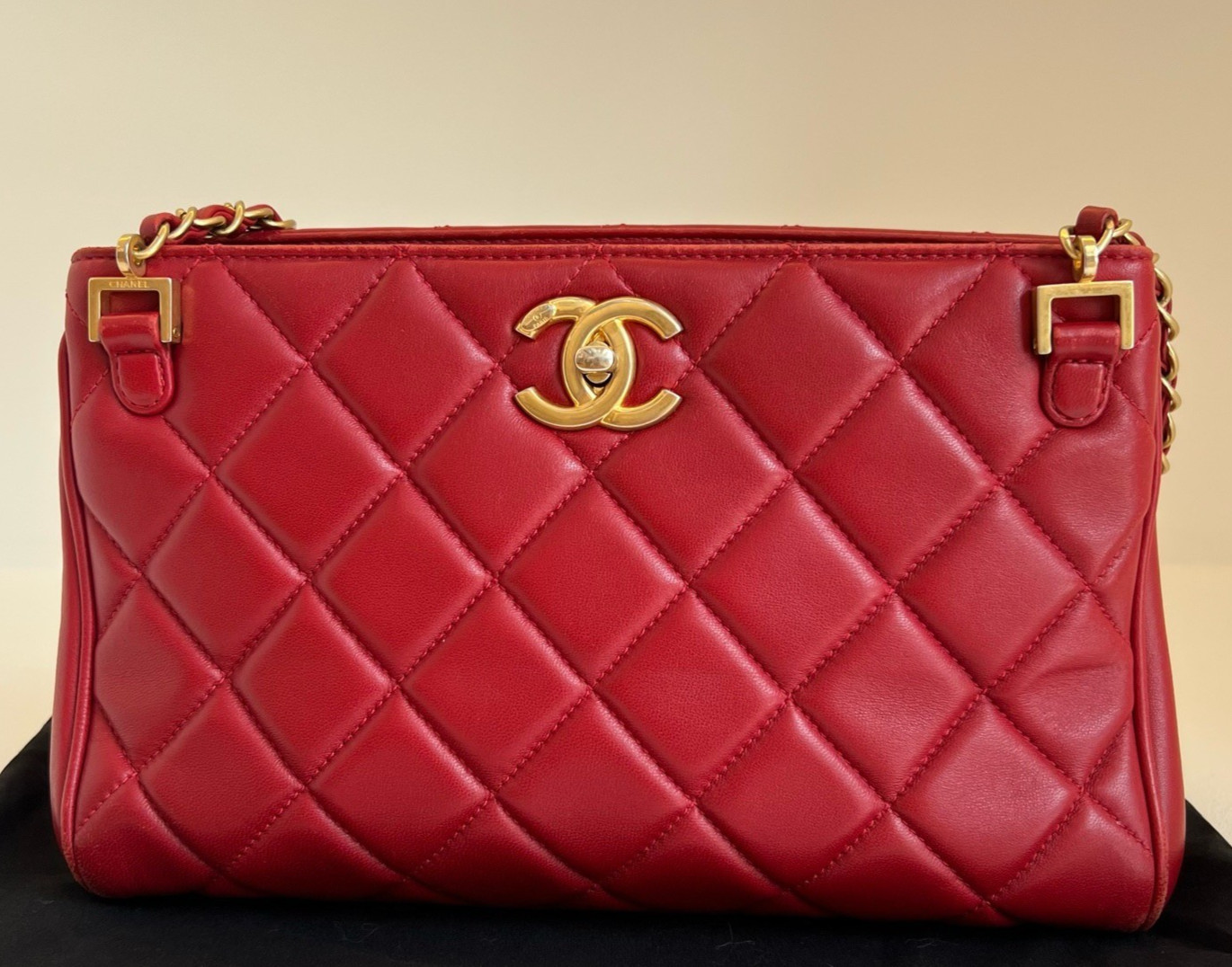 CHANEL Tote Diamond Pattern Chain Shoulder bag Red Gold Women
