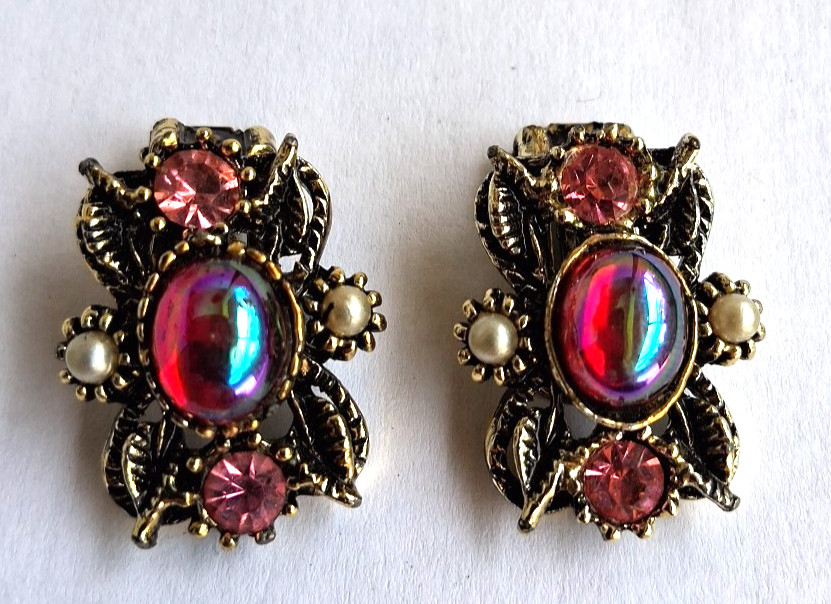 Vintage Designer Clip On Earrings Red Cabochon Jelly Belly Faux Pearl Gripoix