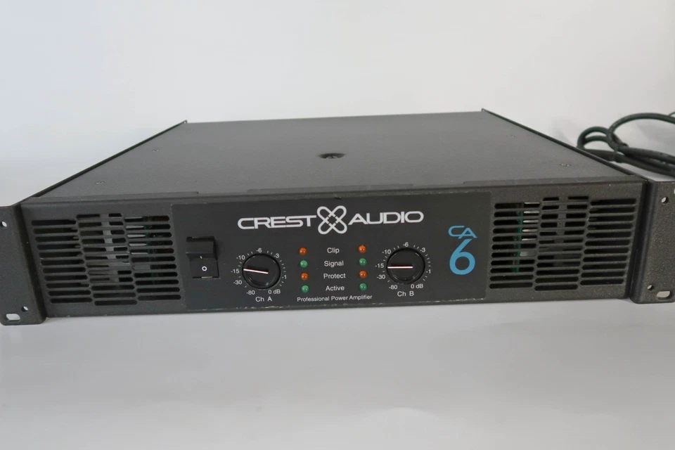 CREST AUDIO  1500W Power Amplifier Model: CA 6 with Heavy Duty Rack Case - Image 3 of 4