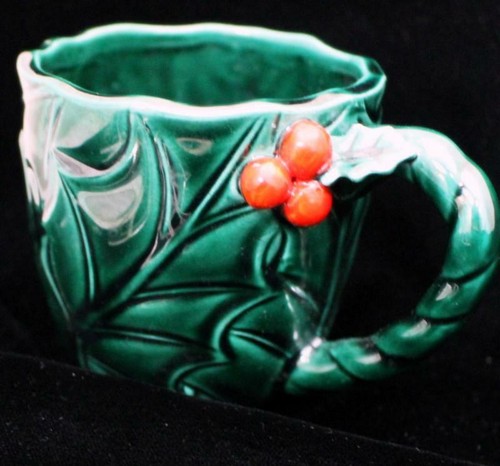 Lefton GREEN HOLLY 5 Mugs (1366) GREAT CONDITION - Picture 2 of 4