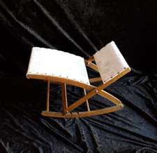 Fußbank Fußwippe Fußschaukel klappbar Bezug Holzgestell 60er jahre rar Sammler