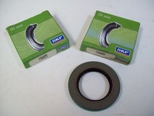 LOT OF 2 SKF 15005 OIL SEALS *NIB* 1.5" X 2.375" X 0.312" CRWA1R Made in the USA