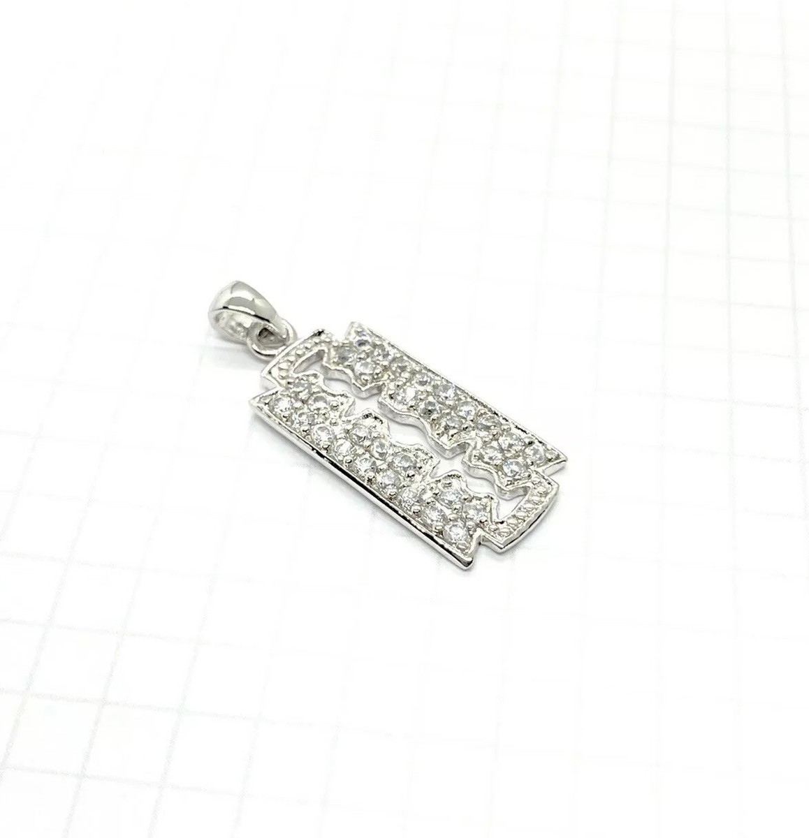 アクセサリー SILVER 950 RAZOR PENDANT RAZOR BLADE PENDANT CZ Stones Studded .925 STERLING SILVER | eBay