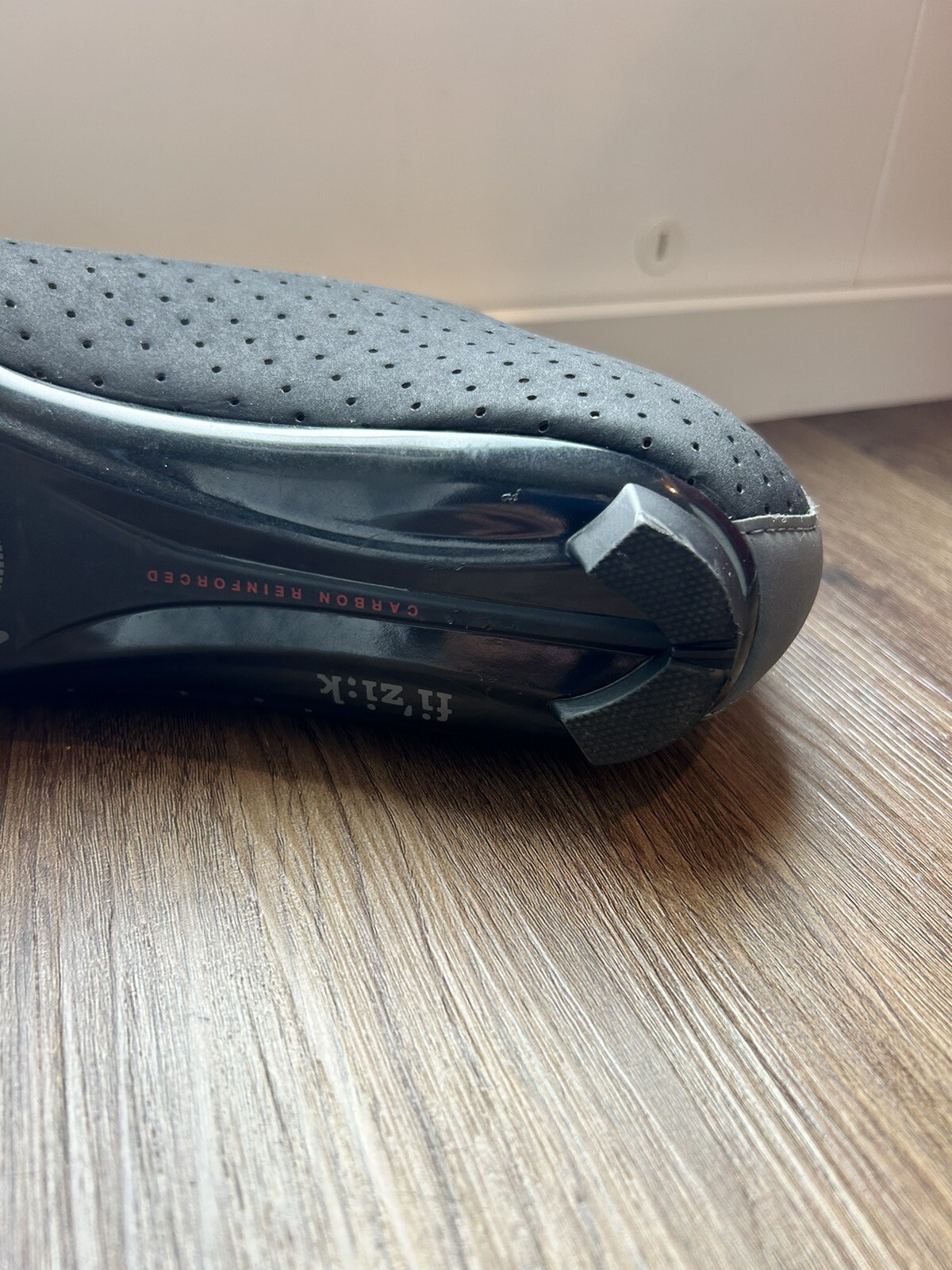 fizik road cycling shoes