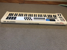 M Audio Axiom Pro 61 Usb Midi Controller Keyboard
