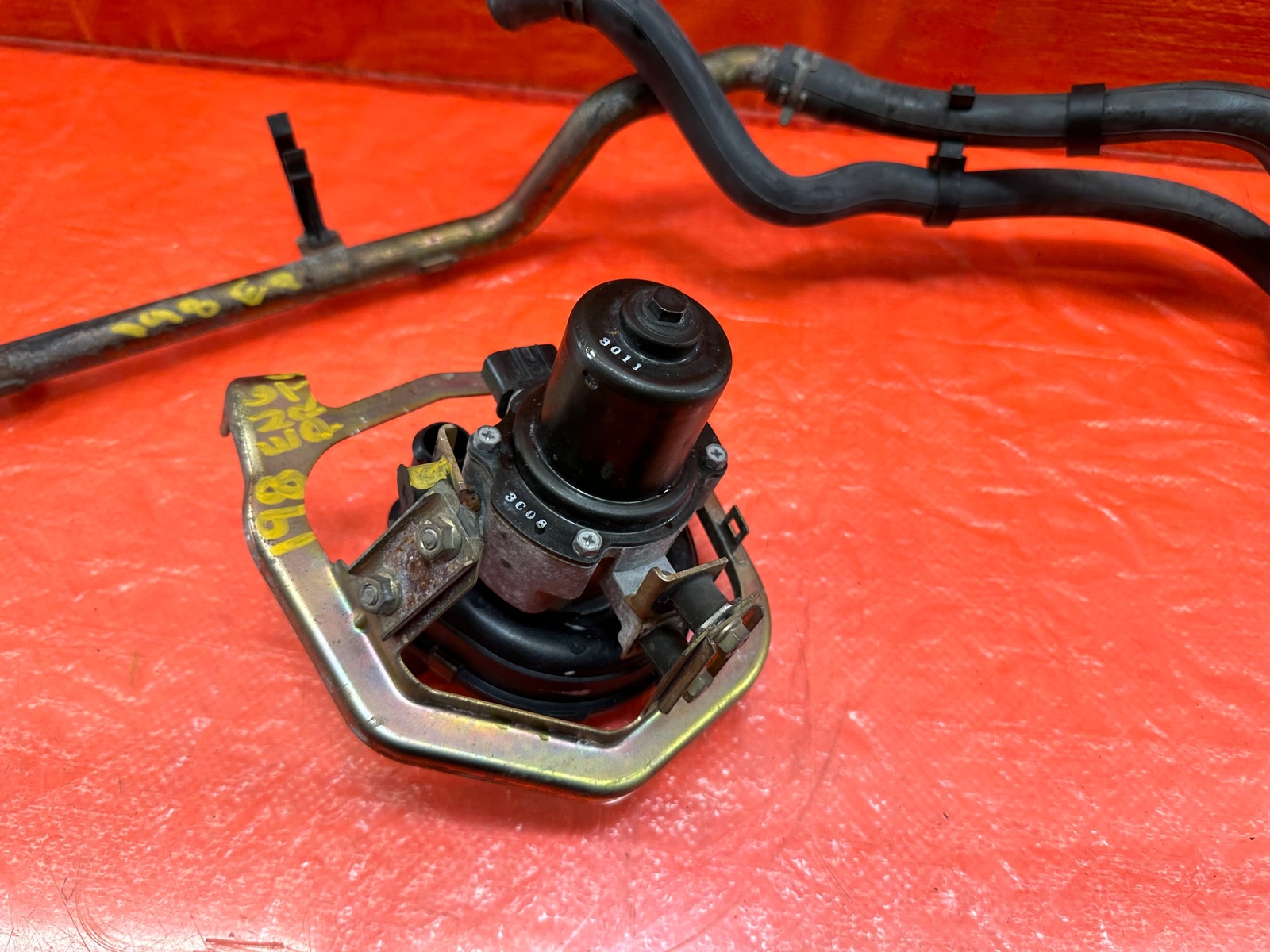 0005 HONDA S2000 AIR PUMP MODULE W/ ALL ASSOCIATED LINES OEM