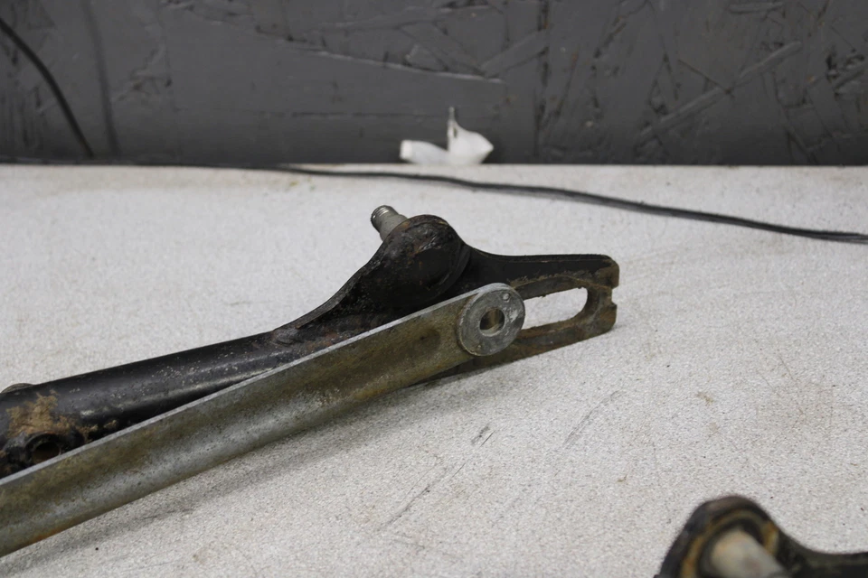 1969 Suzuki T125 Stinger REAR SWINGARM SUSPENSION ARM 6844.PN - Image 3 of 4