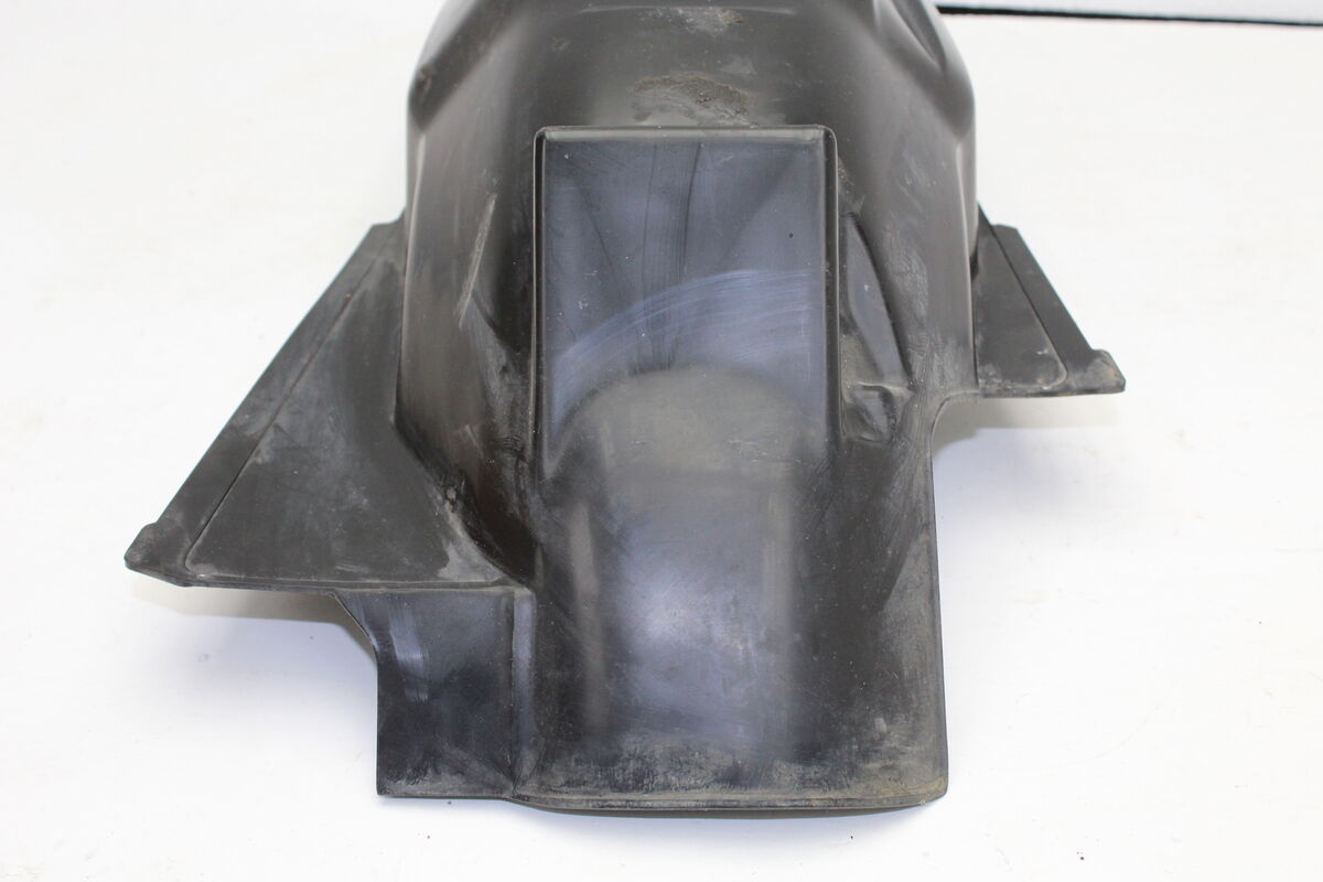 gaIponページ 1985 KAWASAKI ZX750 GPZ (#422) REAR INNER BACK FENDER MUD