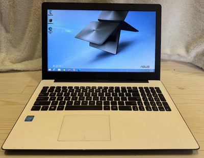 ASUS D553M Laptop 15.6'' Intel Celeron N2830 2.16GHz 4GB RAM 64GB SSD Windows