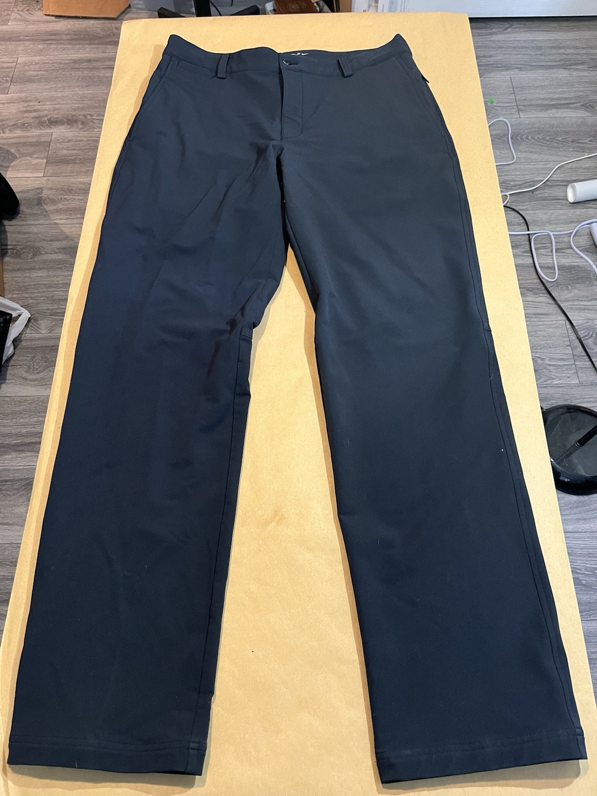 Nike Golf Pants Black Mens Size 32x32 Dri-Fit Tour Performance Polyester Tiger