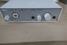 IXO22 2x2 USB Audio Interface 24-Bit / 192kHz with Cubase AI & Cubasis LE