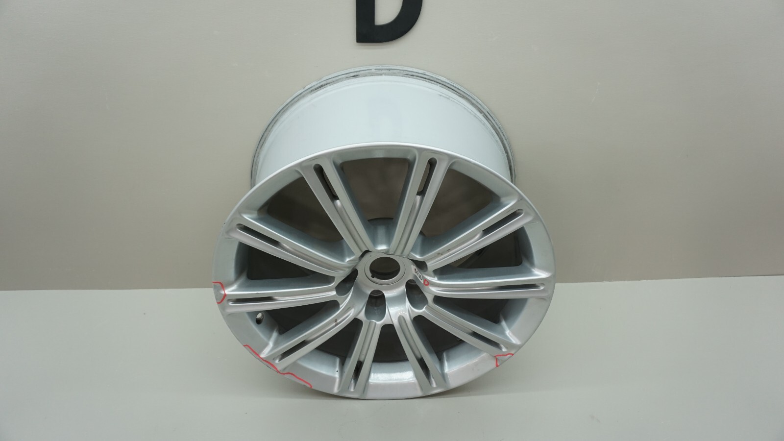 2010-2013 ASTON MARTIN RAPIDE REAR 10 SPOKE WHEEL RIM 20" 20X11 OEM AD43-1007