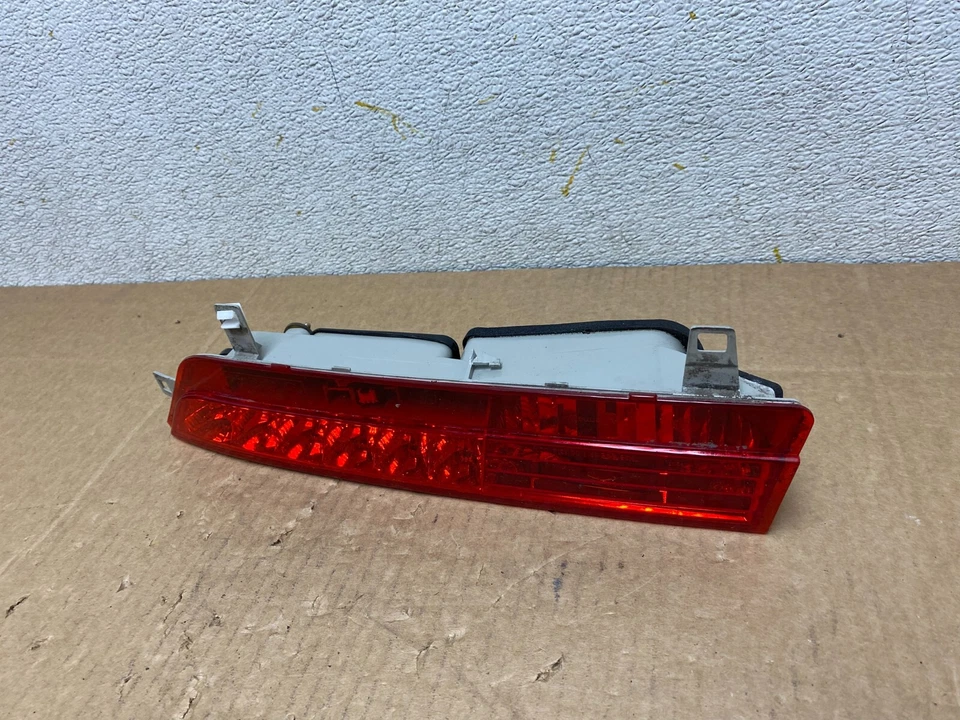 Luz trasera interior pasajero derecho BMW 745i 760i 2002 a 2005 OEM O7379 Foto 2 de 4