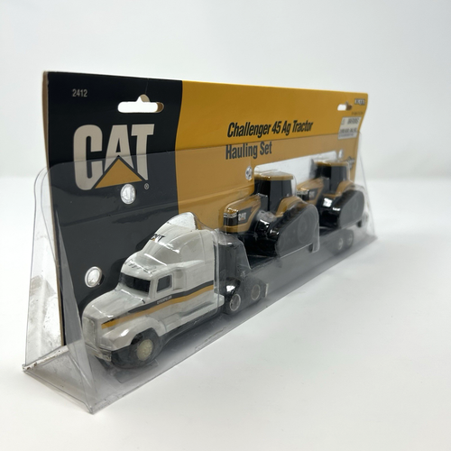 Ertl CAT Challenger 45 Ag Tractor Hauling Set 1/64 Scale Diecast metal - Read - Picture 2 of 11