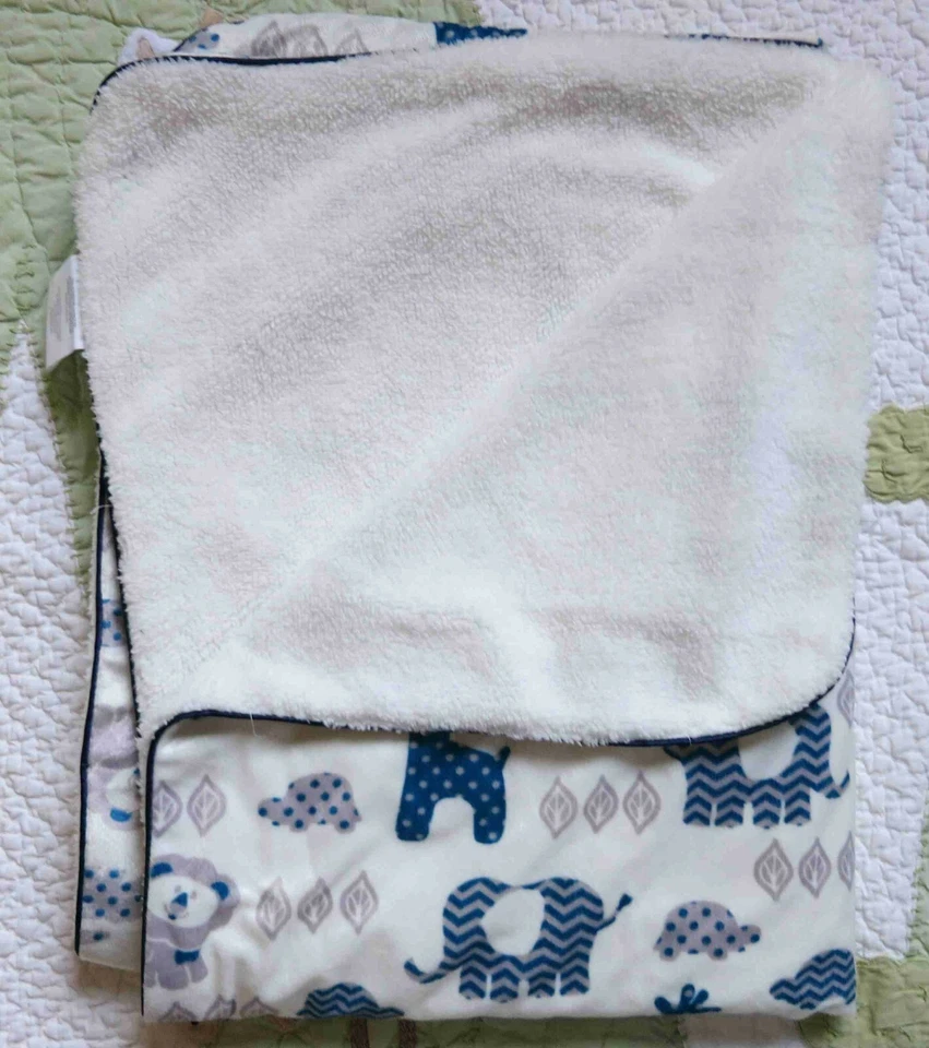 RN #119741 Peluche Blanco con Tema Azul Temático Animales de la Selva Bebé Niño Manta UE Foto 2 de 3