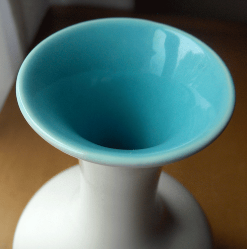 Catalina Pottery~Franciscan~#116 bottle vase~Ivory & Turquoise~1930's~California - Picture 2 of 3