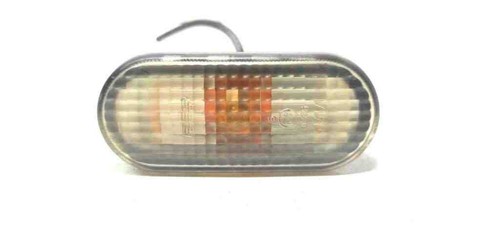 VW PASSAT B5 3B2 Kotflügelblinker vorne links 3B0949117C 1.90 Diesel 31371246