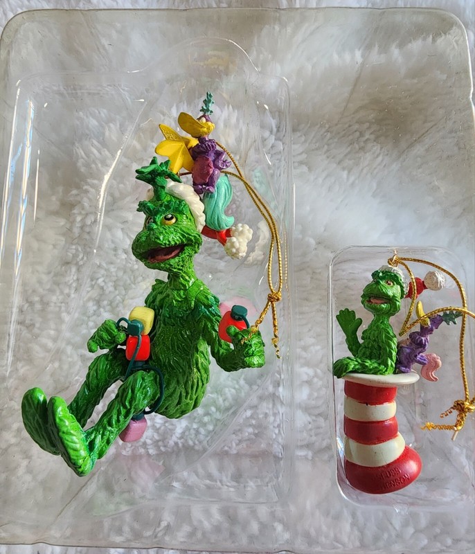 🎅🎄 Dr. Seuss' The Wubbulous World Dr. Seuss.  2 Grinch Ornaments NIB.