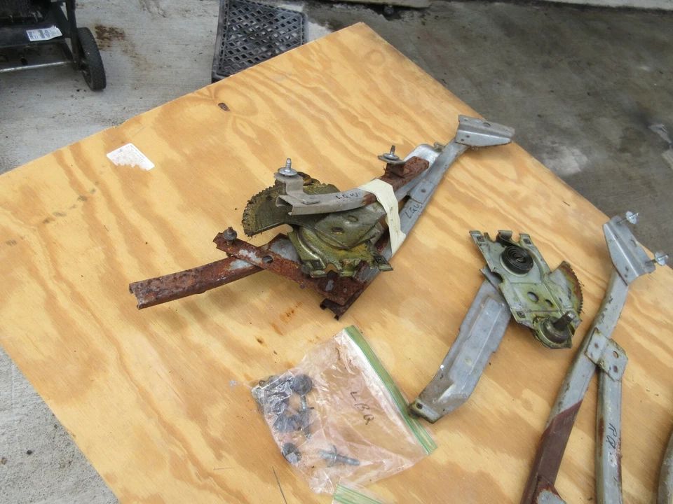 Pontiac Catalina 1965 2+2 1/4 cuarto ventana regulador configuración la mayoría de los productos Foto 3 de 4