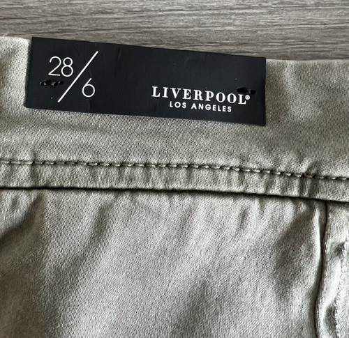 Liverpool Los Angeles Buddy pantalone corto arrotolato verde ombra taglia 28/6 - Foto 6 di 8