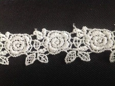 NEW 1 INCHL WHITE ROSE AND PEDA GALLONL DESIGH VENISE LACE TRIM J'S BUTTON HOLE