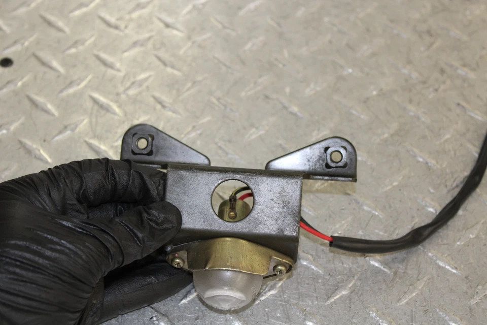 Kawasaki Ninja 500R Ex500D 1998 luz de matrícula 23008-1221 Foto 3 de 4