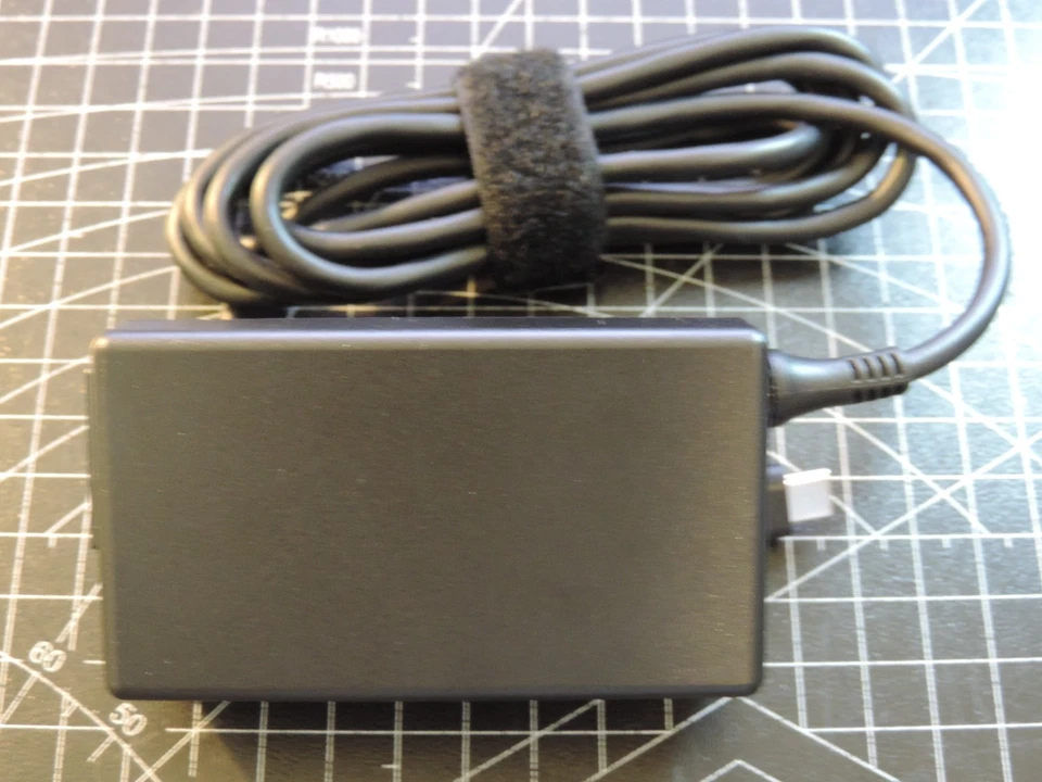 Adaptador de corriente/cargador USB-C genuino HP TPN-LA23 65W PARA HP DELL LENOVO ACER... Foto 4 de 4