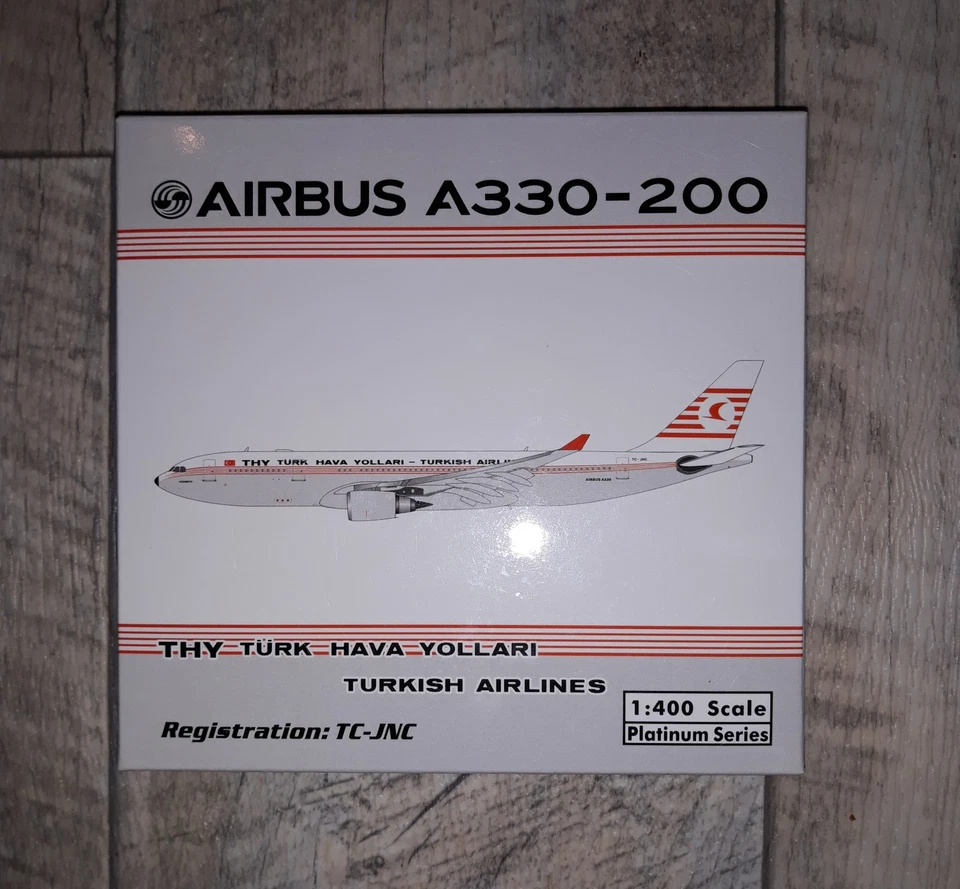 Phoenix 1:400 Airbus A330 Turkish Airlines Retro
