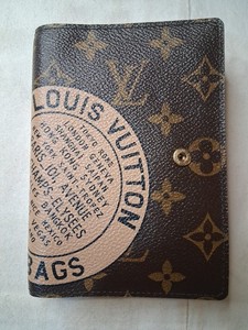 100% Authentic  Louis Vuitton Trunk Agenda Free Shipping