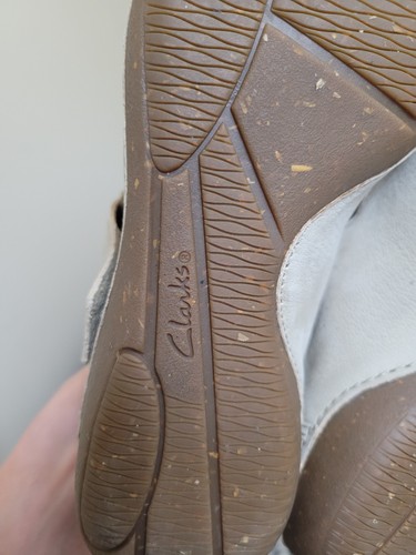 Worn Twice Stone Clarks Artisan Nubuck Mary Jane Comfort Shoes Size 4 EU 37 - Picture 17 of 18