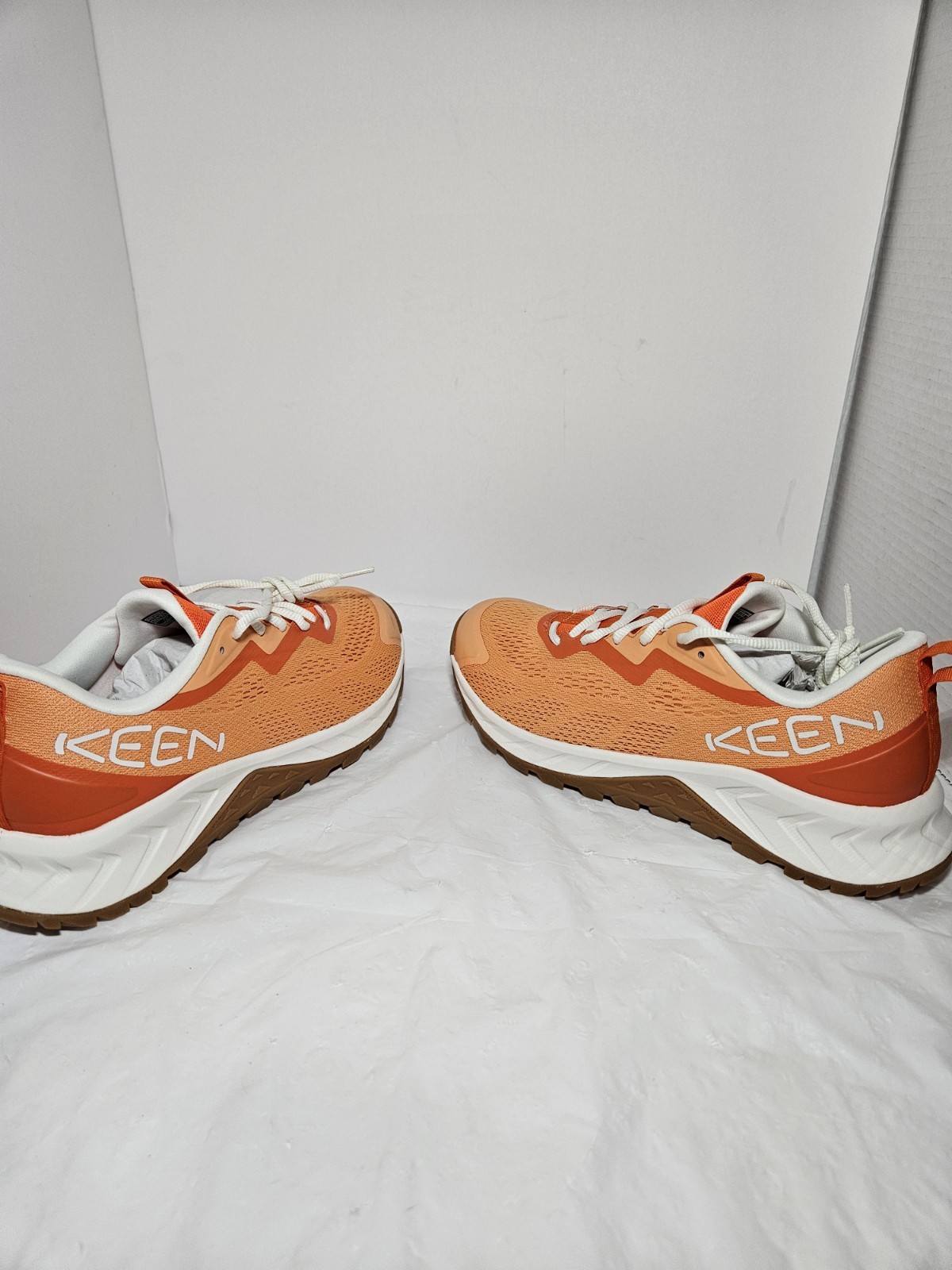 Scarpe da trekking Keen donna 10 Versacore Speed arancione e bianco nuove senza scatola o etichette