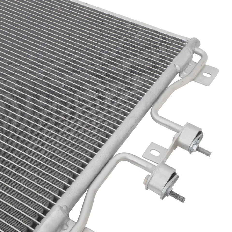 Condensador de aire acondicionado para International Harvester 4200LP 4400LP 4700 4900 2001-2014 Foto 3 de 4