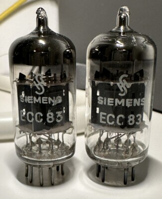 Siemens ECC83 12AX7 Munich Germany I62  2L   6F code.Matched Pair