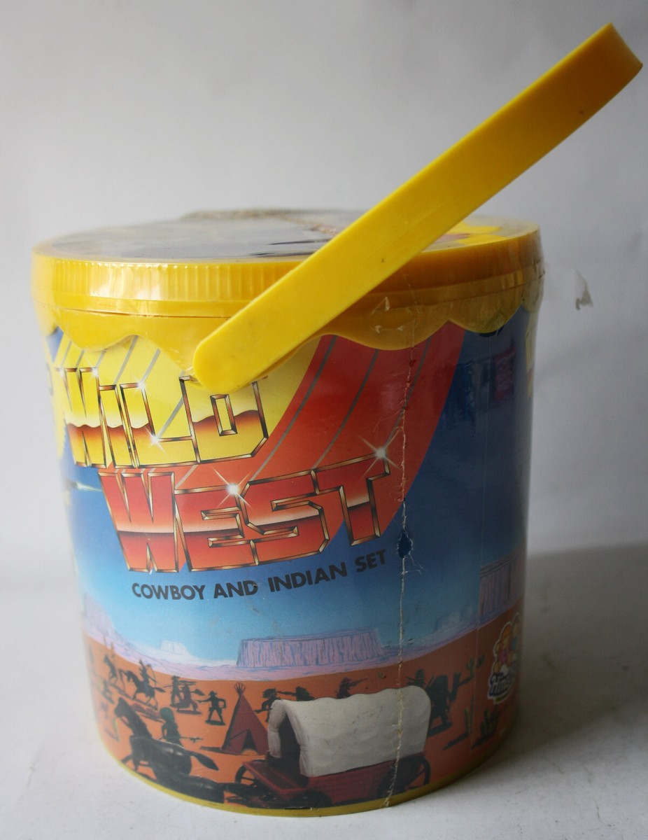 VINTAGE 80'S WILD WEST COWBOY & INDIAN 40 PCS PLAYSET BUCKET HING
