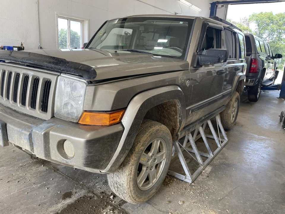 Espejo retrovisor izquierdo usado se adapta a: Jeep Commander Power 2006 negro grado A izquierdo Foto 3 de 4