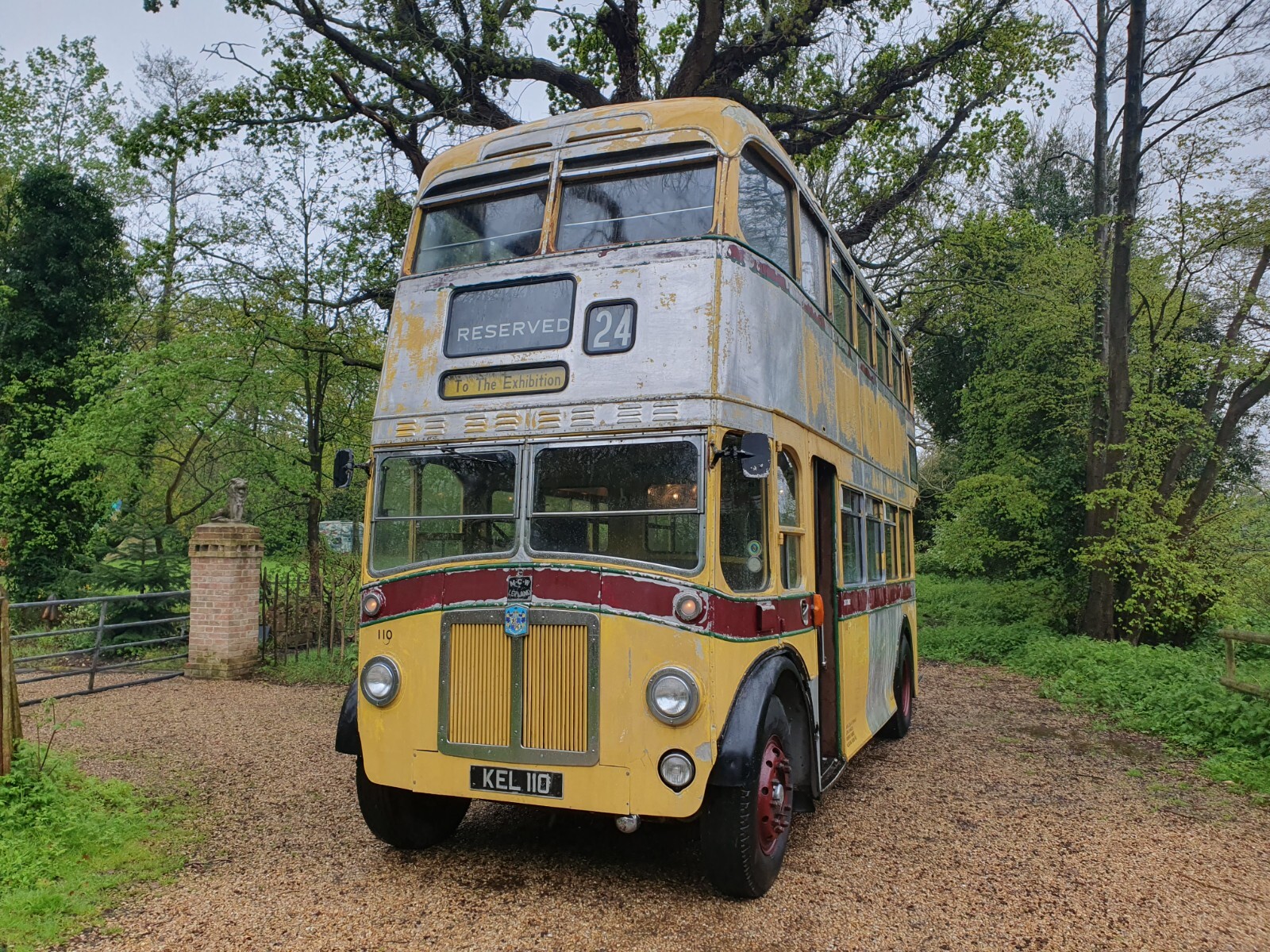 Leyland Titan PD2 1950 Double decker bus - Picture 1 of 24