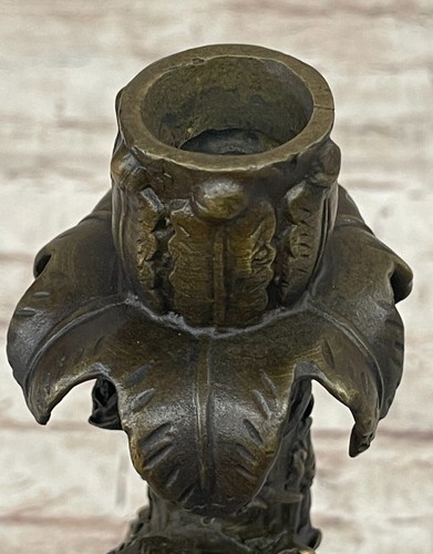 Evan Stone Bronce Colonial Masculino Sosteniendo Flor Ramo Portavelas Obras de Arte - Imagen 8 de 10