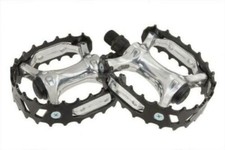 VP Components Bear Trap VP-747F Old Skool BMX 1/2" Pedals In Black/Silver